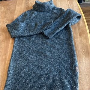 Roots Women's Heather Gray Turtleneck Sweater